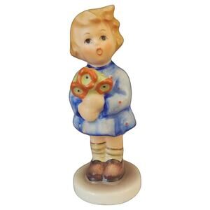 1967 Vintage Hummel, Goebel Figurine "Girl with Nosegay" Flowers # 239A, Germany
